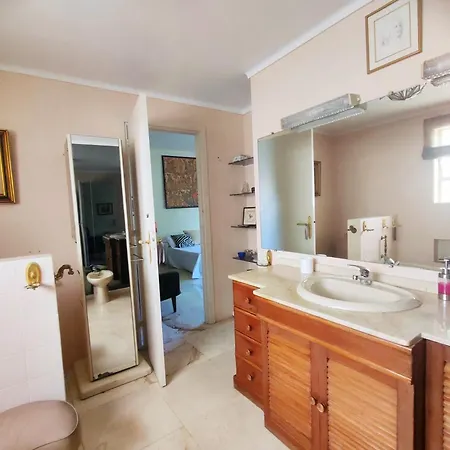 With Private Pool A Stone's Throw From The Port And Beach Of Villa *